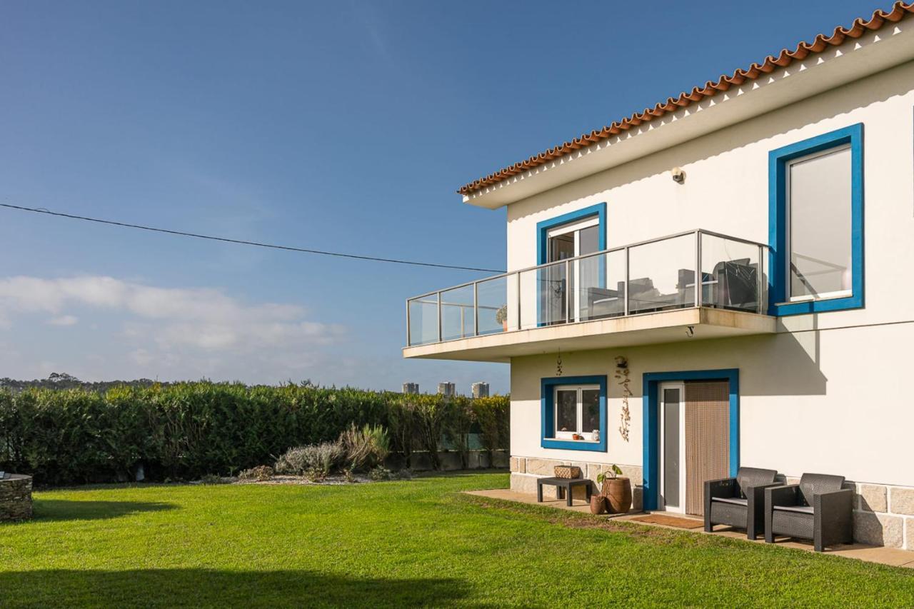 Beachfront Villa In Esposende Bagian luar foto