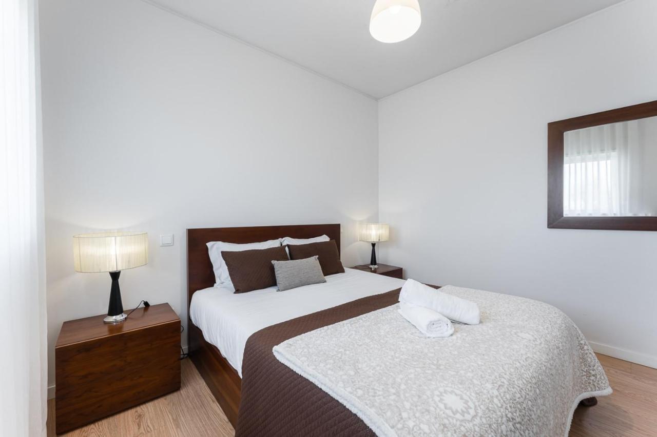Beachfront Villa In Esposende Bagian luar foto