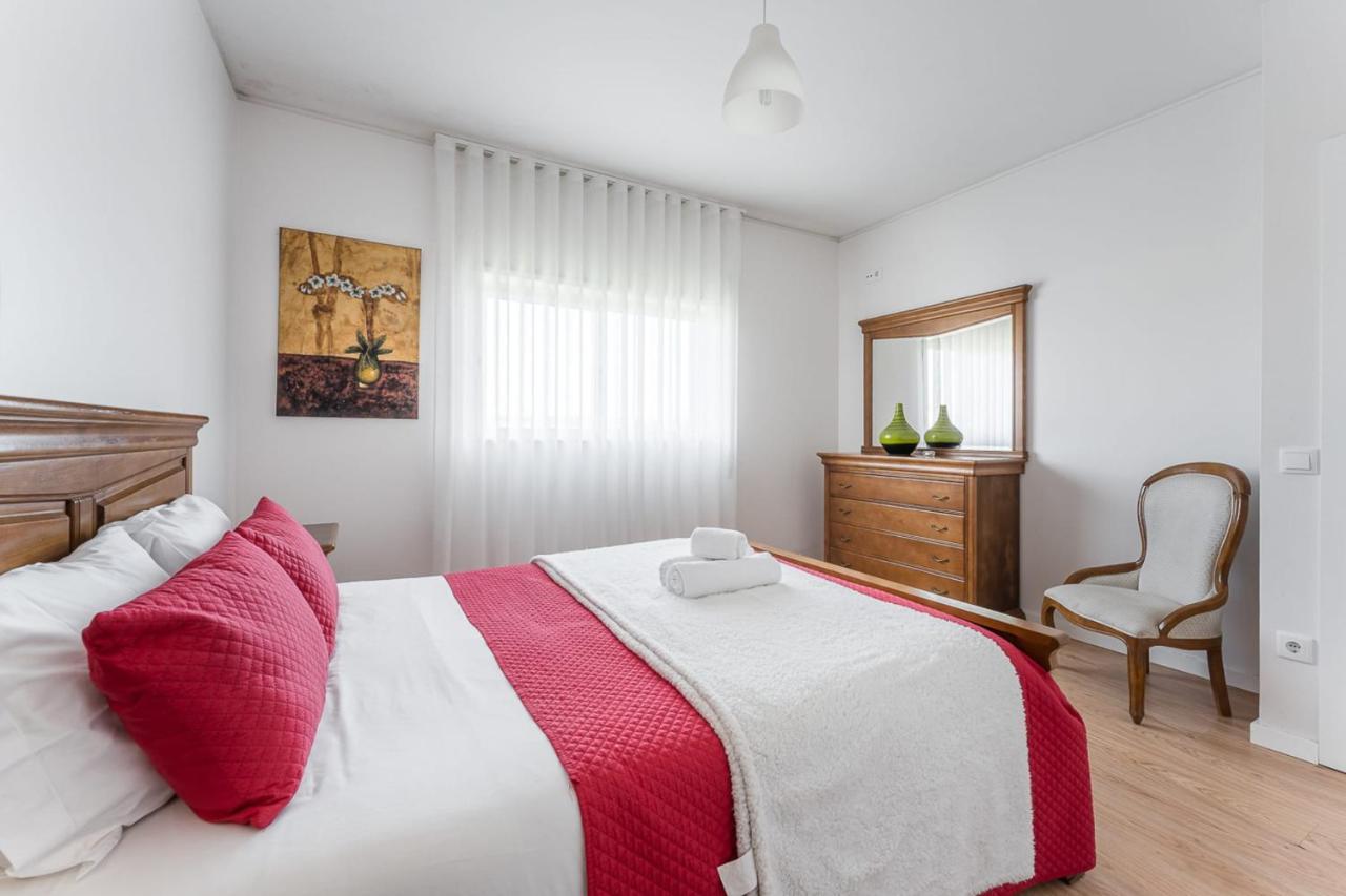 Beachfront Villa In Esposende Bagian luar foto