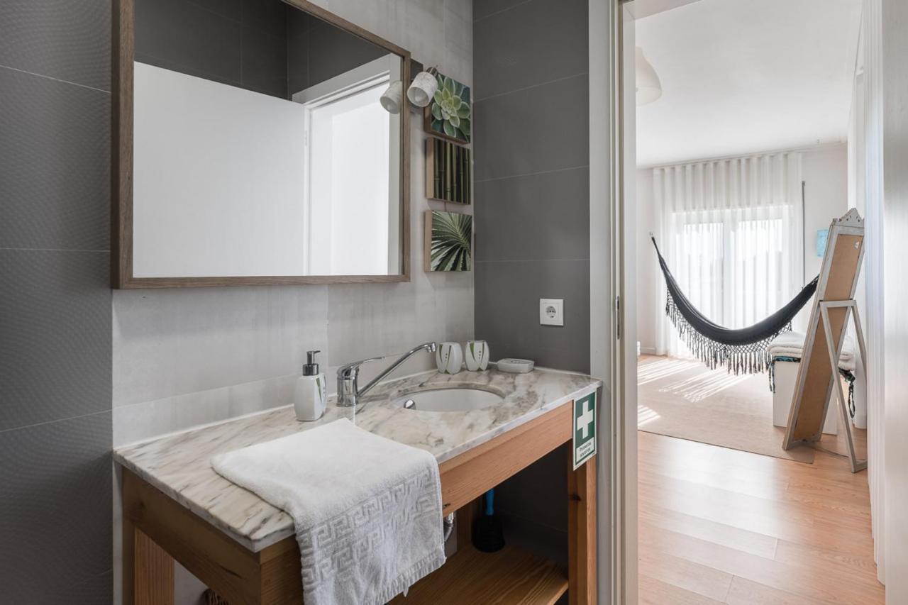 Beachfront Villa In Esposende Bagian luar foto